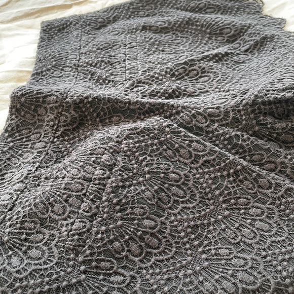 Black, lace shorts from anthropology. - Picture 3 of 3